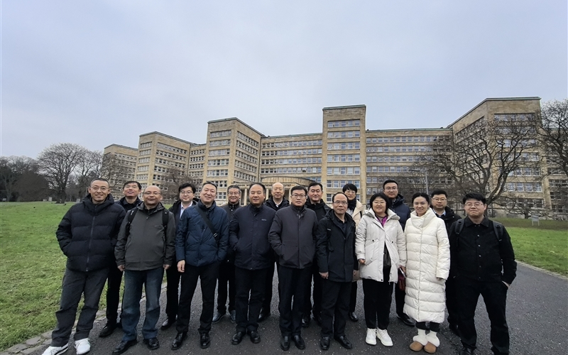 我校教師魏顯文參加“現(xiàn)代職業(yè)教育體系建設培訓團”赴德國學習培訓